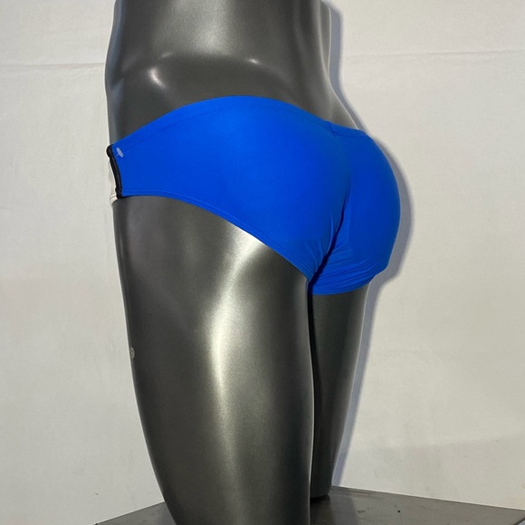 Men’s swimwear - Picture 3 of 5